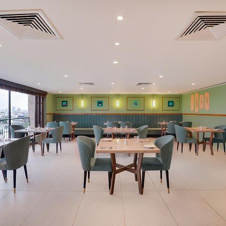 Lemon Tree Hotel, Раджкот Екстер'єр фото