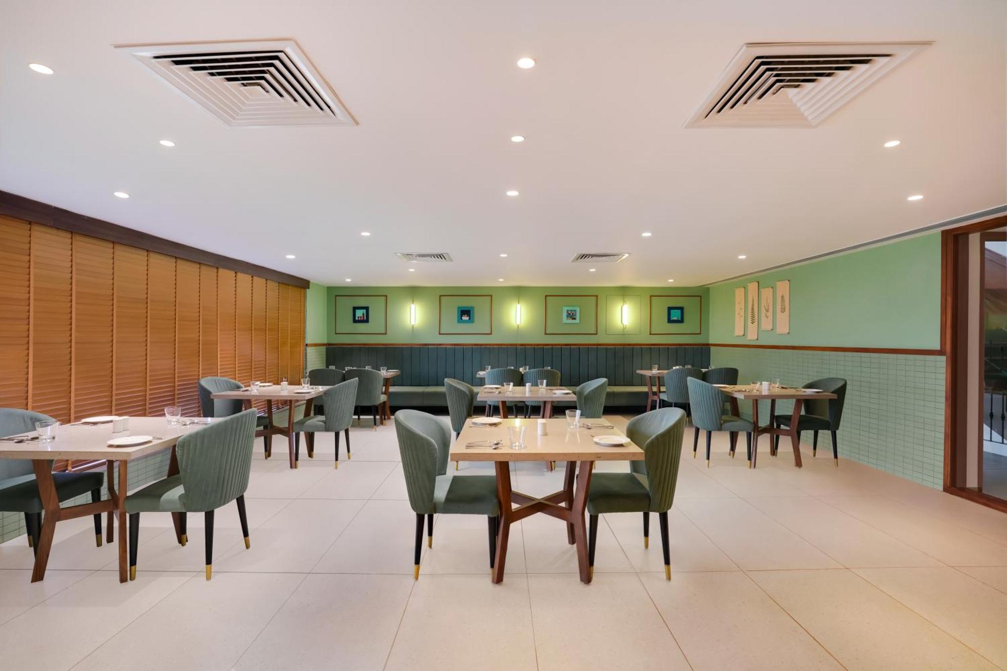 Lemon Tree Hotel, Раджкот Екстер'єр фото